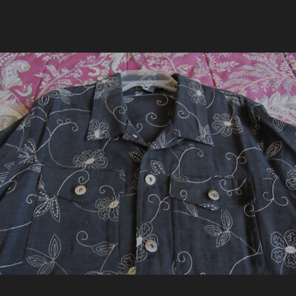 Silk jacket with gold embroidery